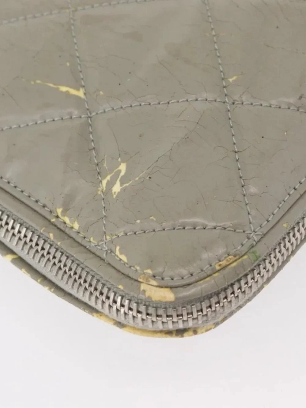 CHANEL Tote Bag Patent leather Gray CC Auth bs22950